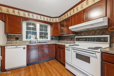 2108 E Baker Avenue Schenectady NY 12309