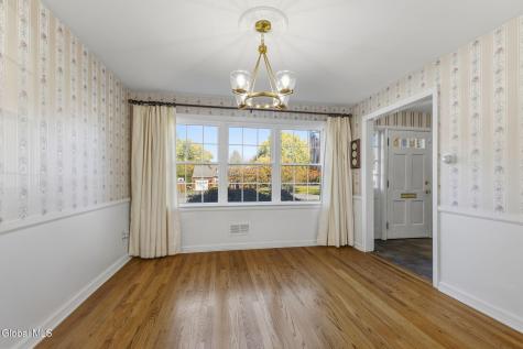2108 E Baker Avenue Schenectady NY 12309
