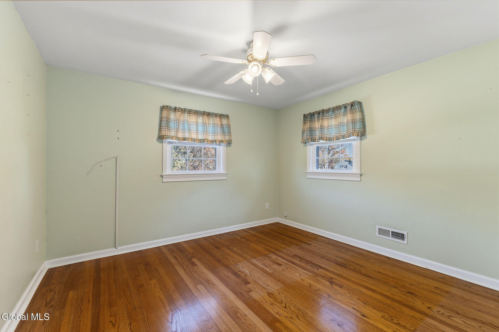 2108 E Baker Avenue Schenectady NY 12309