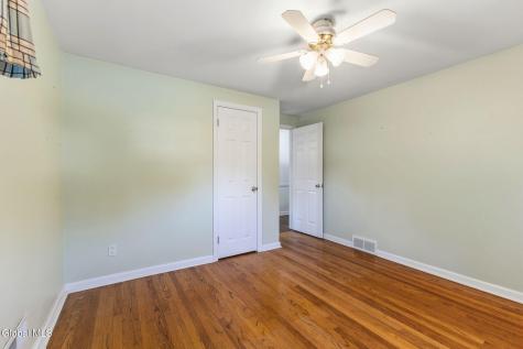 2108 E Baker Avenue Schenectady NY 12309