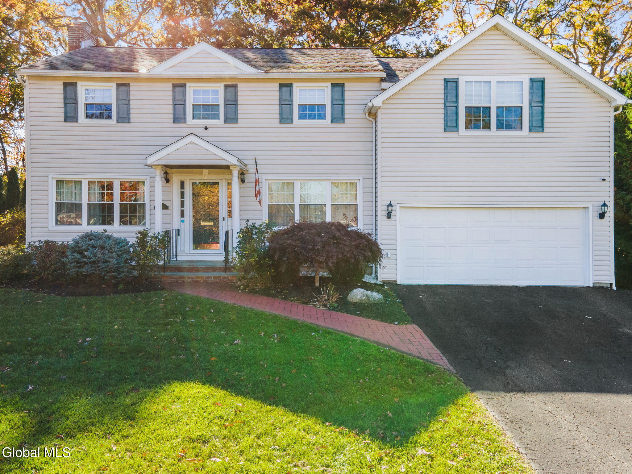2108 E Baker Avenue Schenectady NY 12309