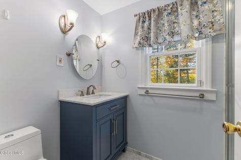 2108 E Baker Avenue Schenectady NY 12309
