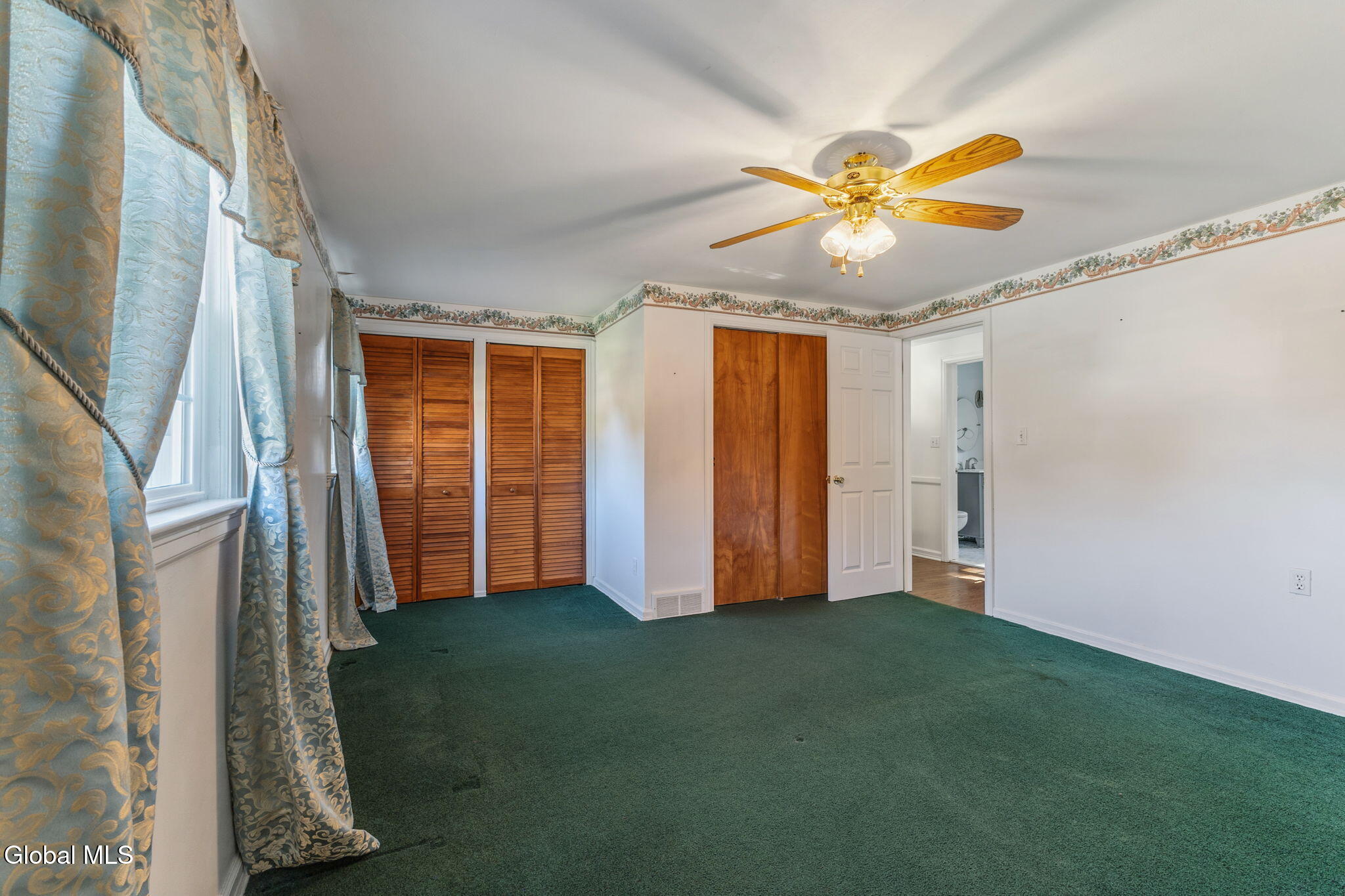 2108 E Baker Avenue Schenectady NY 12309