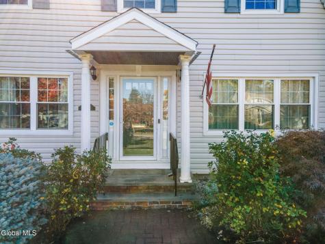 2108 E Baker Avenue Schenectady NY 12309
