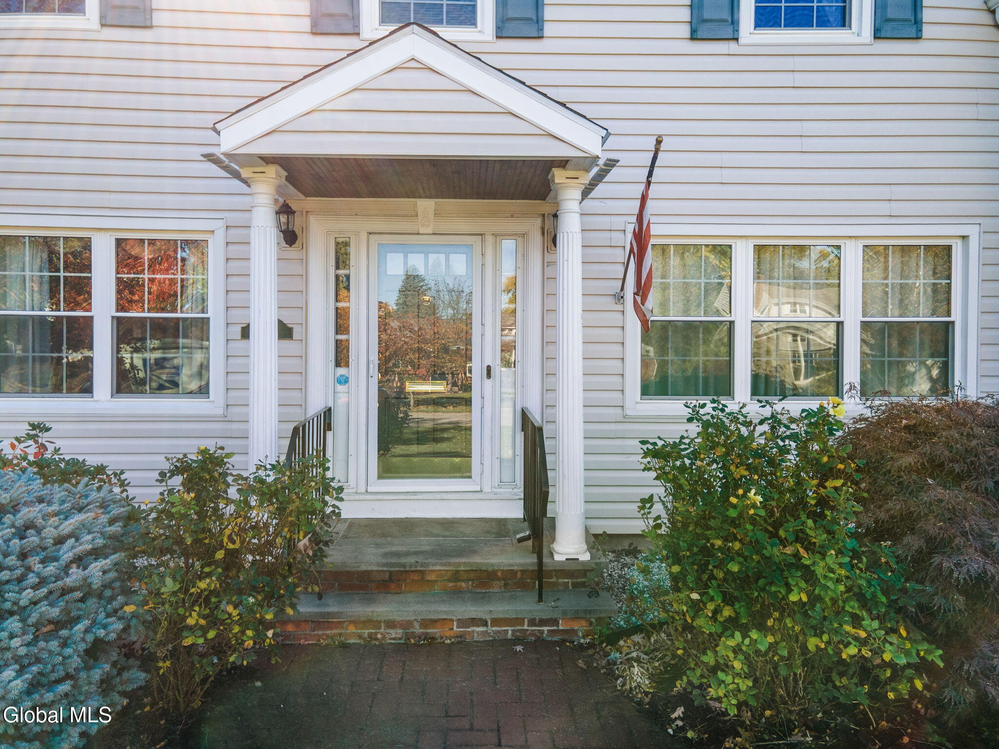 2108 E Baker Avenue Schenectady NY 12309