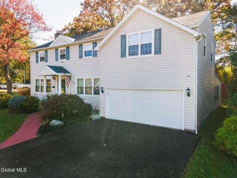 2108 E Baker Avenue Schenectady NY 12309