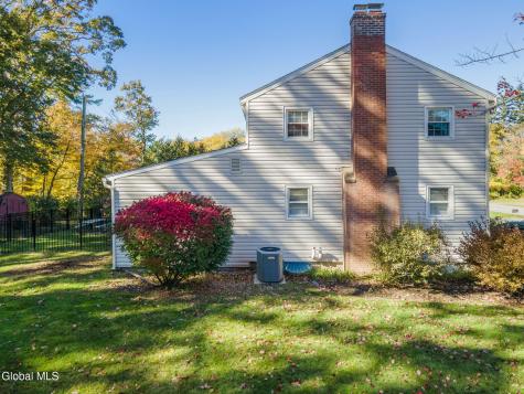 2108 E Baker Avenue Schenectady NY 12309