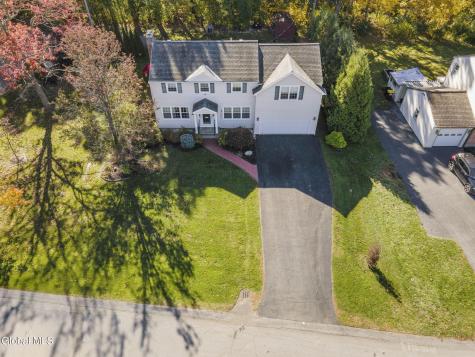 2108 E Baker Avenue Schenectady NY 12309