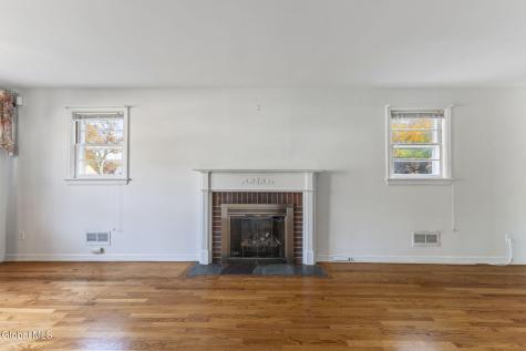 2108 E Baker Avenue Schenectady NY 12309