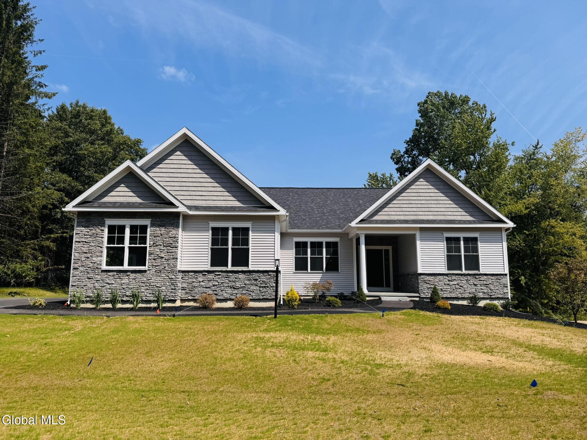 105 Maxwell Road Latham NY 12110