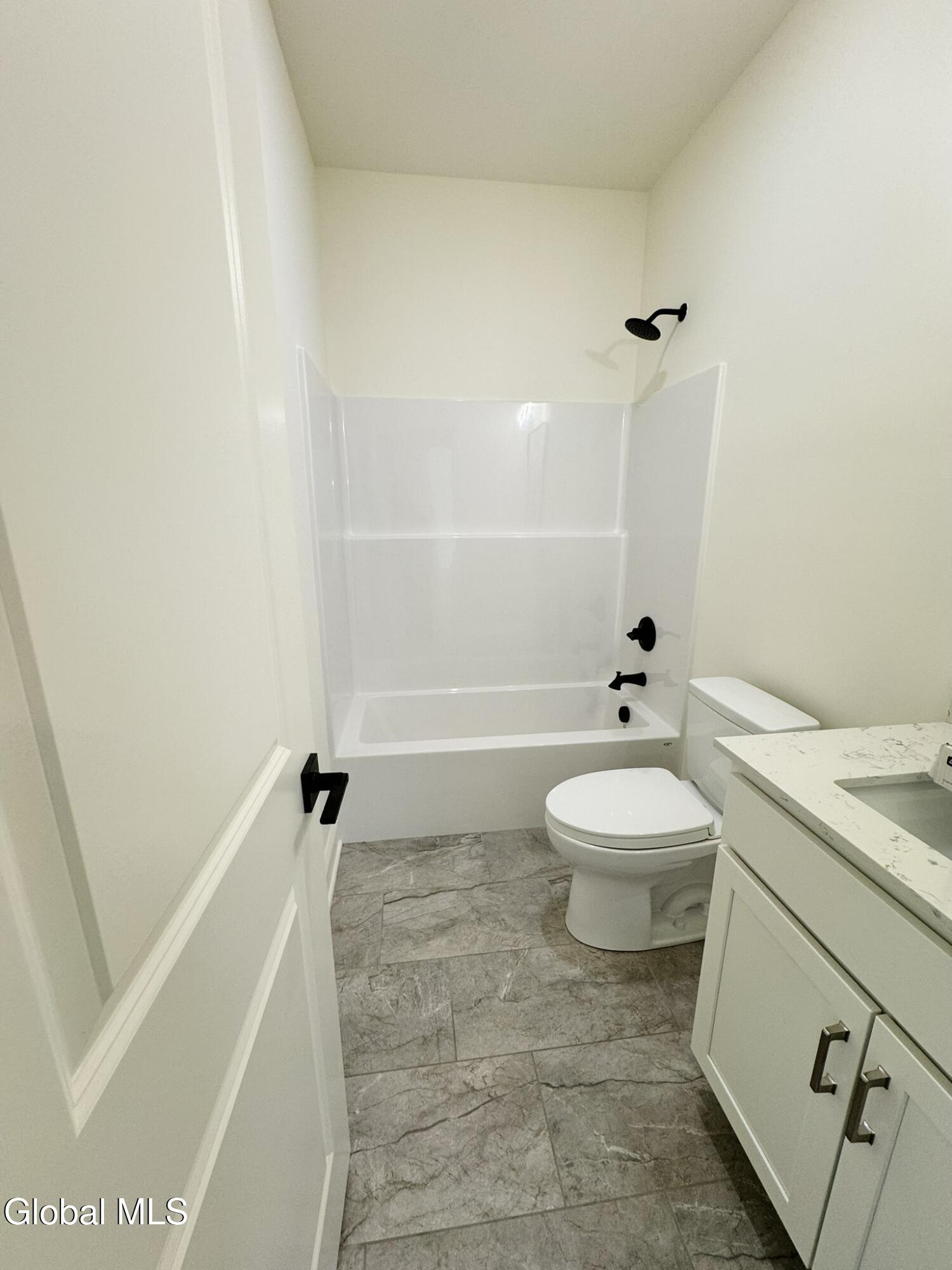 105 Maxwell Road Latham NY 12110