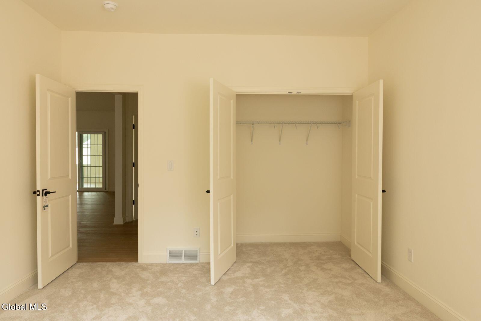 105 Maxwell Road Latham NY 12110