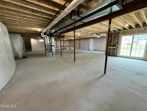 105 Maxwell Road Latham NY 12110