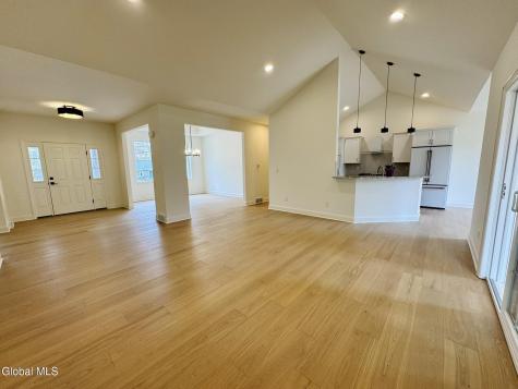 105 Maxwell Road Latham NY 12110