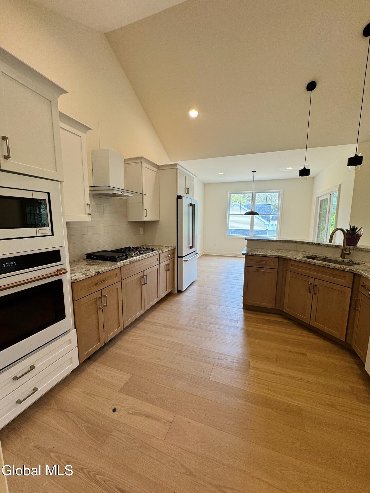 105 Maxwell Road Latham NY 12110
