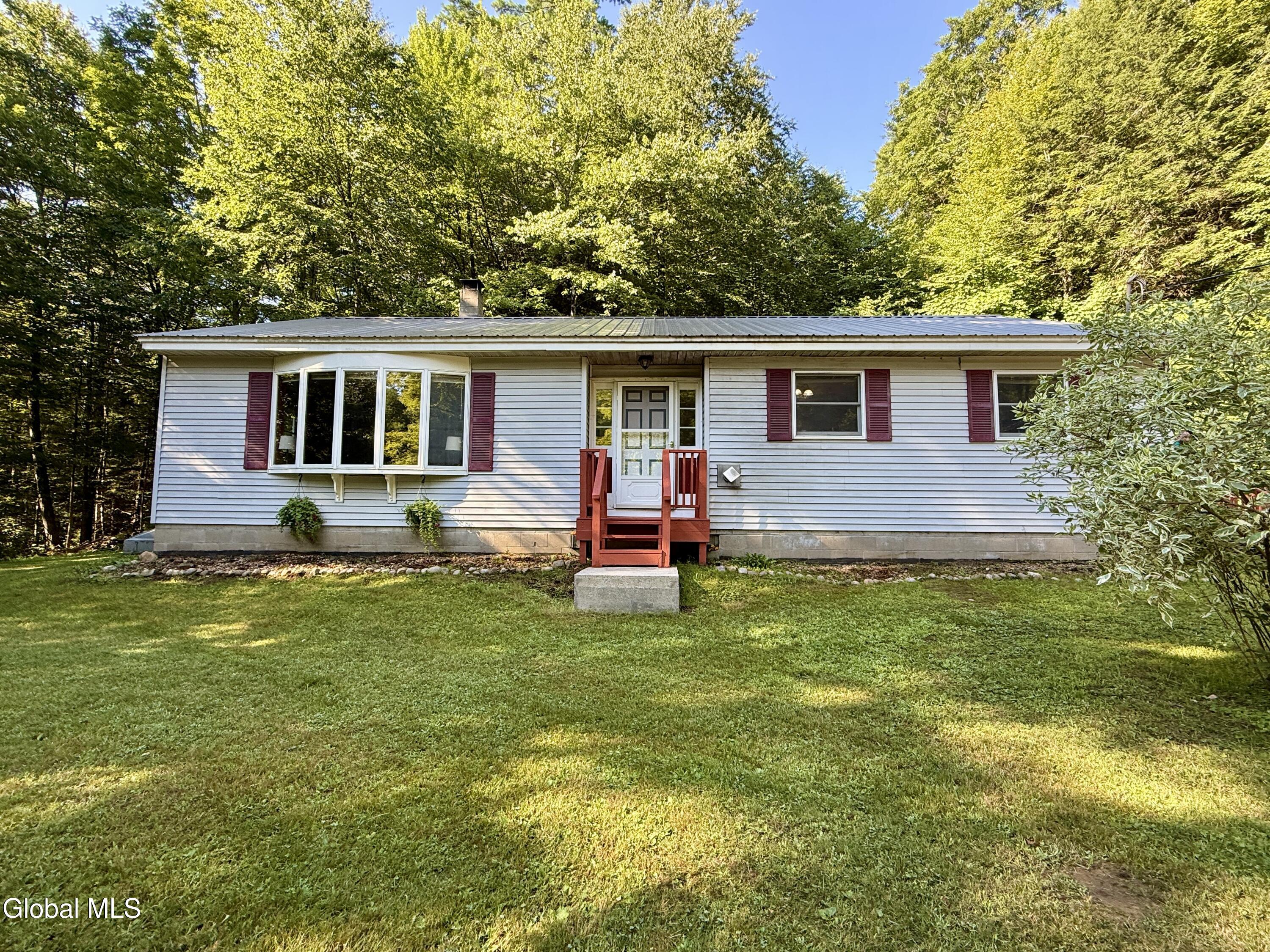 25 Folts Road Corinth NY 12822