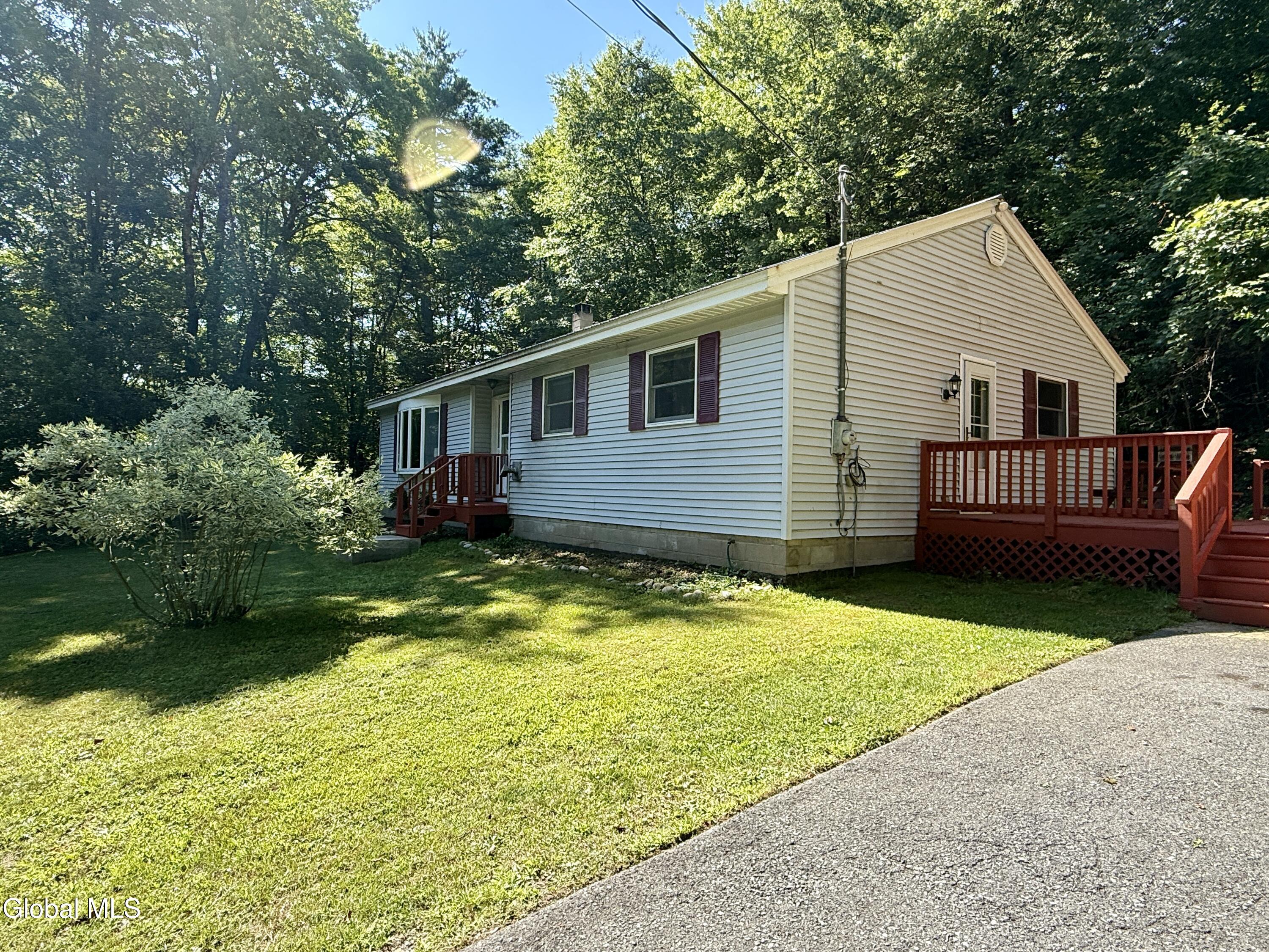25 Folts Road Corinth NY 12822