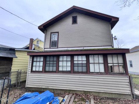 579 6th Avenue Troy NY 12182