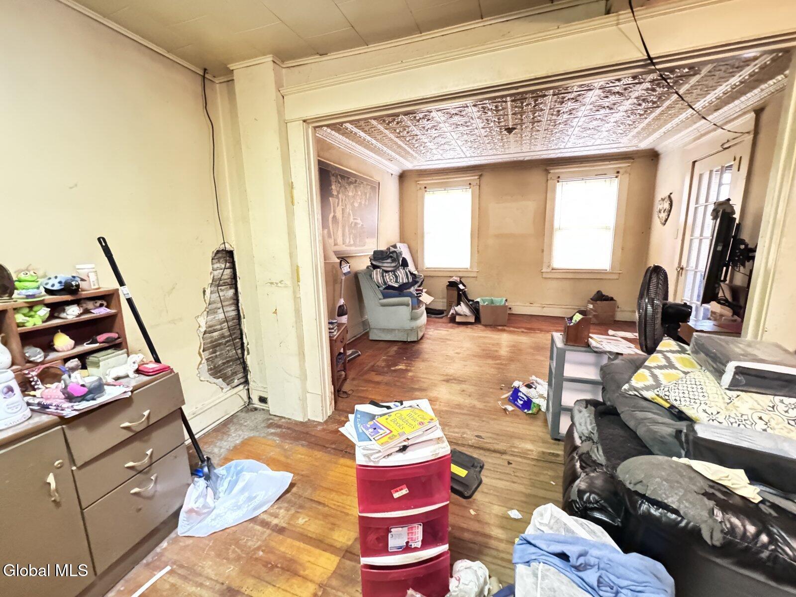 579 6th Avenue Troy NY 12182