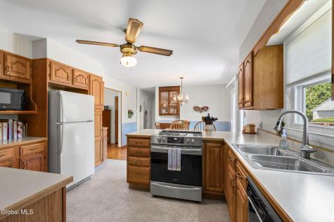 3317 Maryvale Drive Schenectady NY 12304