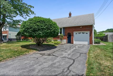 3317 Maryvale Drive Schenectady NY 12304