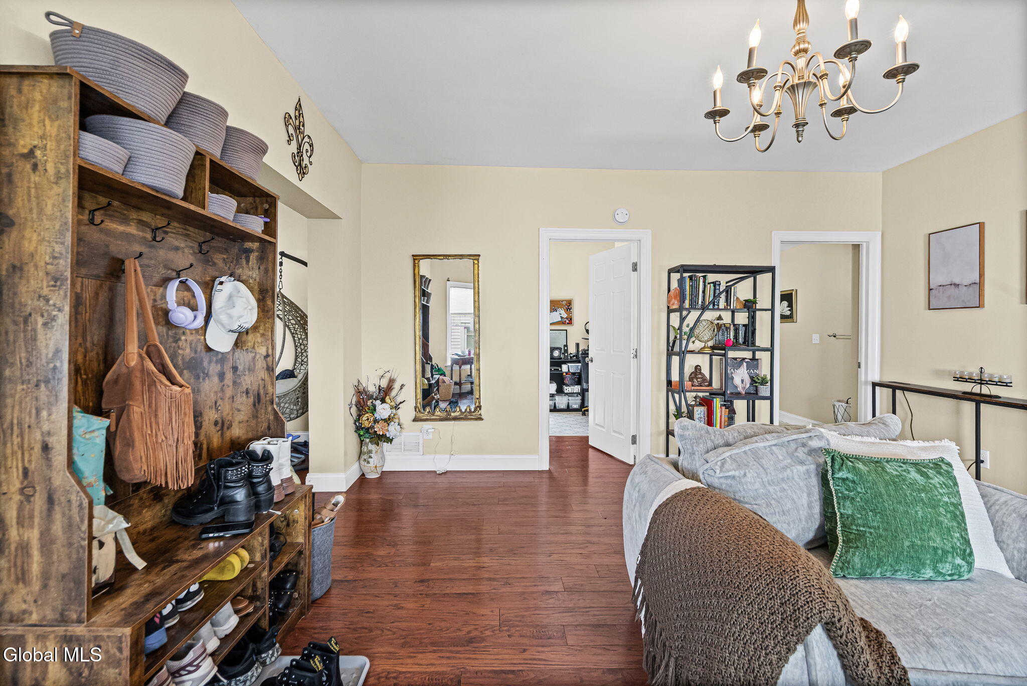 32 5th Street Gloversville NY 12078