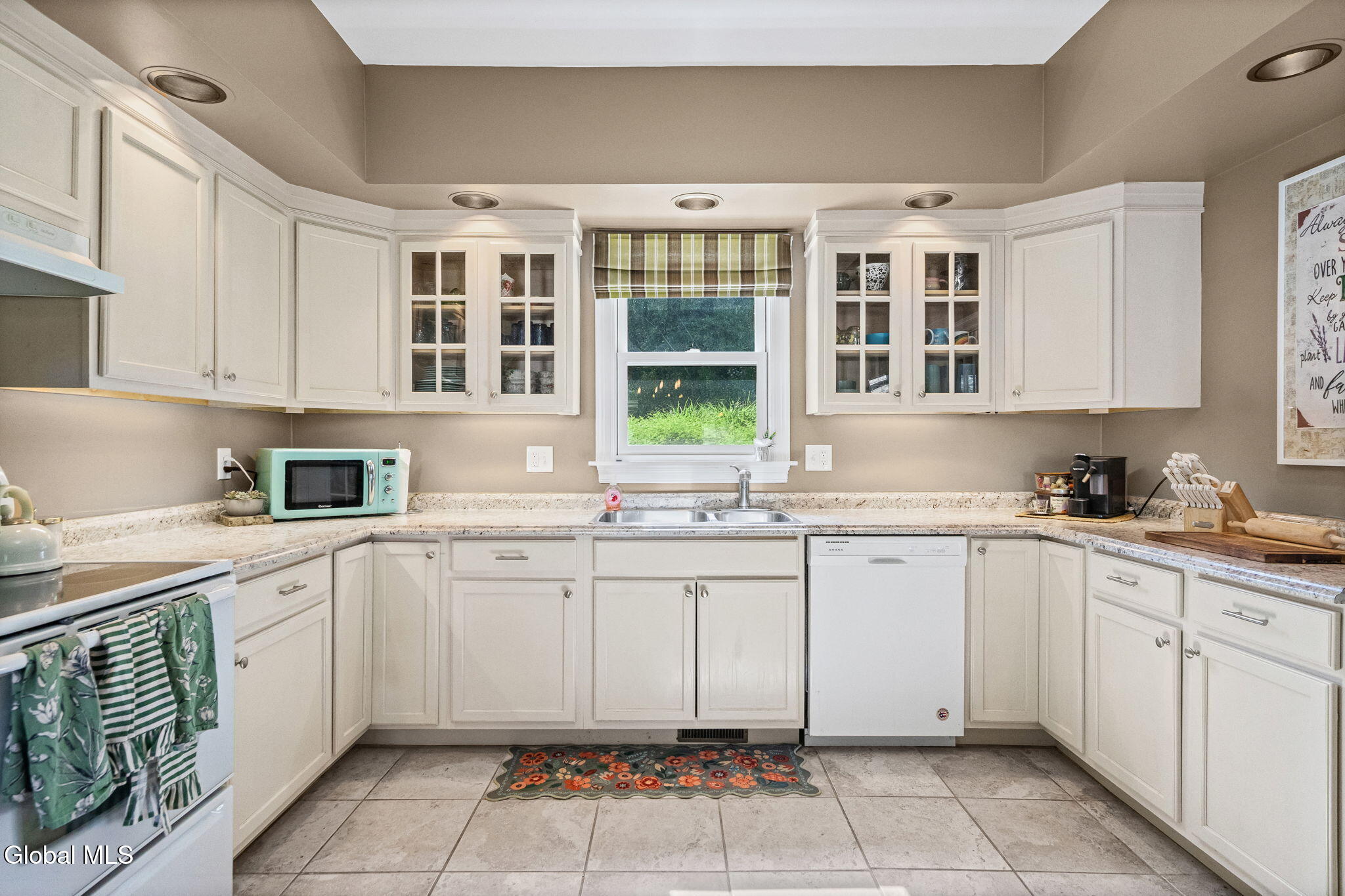 32 5th Street Gloversville NY 12078