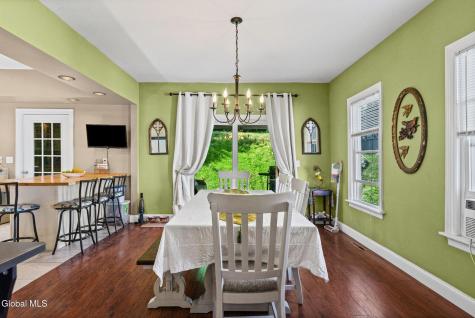 32 5th Street Gloversville NY 12078