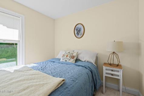 32 5th Street Gloversville NY 12078