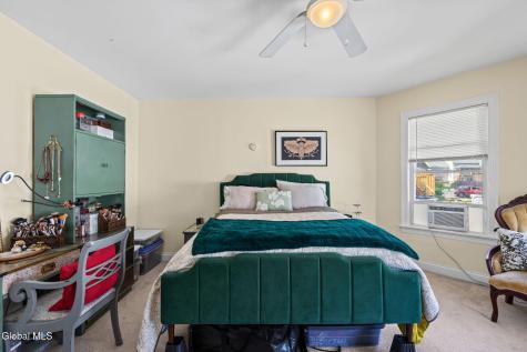 32 5th Street Gloversville NY 12078
