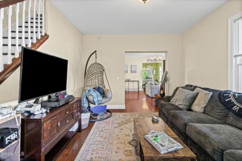 32 5th Street Gloversville NY 12078