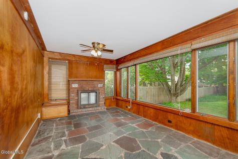 22 Westlyn Court Guilderland NY 12203