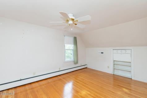 22 Westlyn Court Guilderland NY 12203