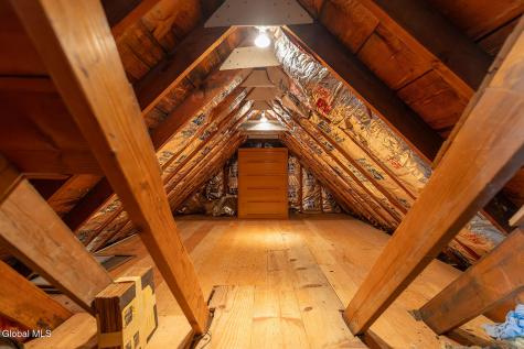 22 Westlyn Court Guilderland NY 12203