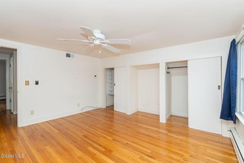 22 Westlyn Court Guilderland NY 12203
