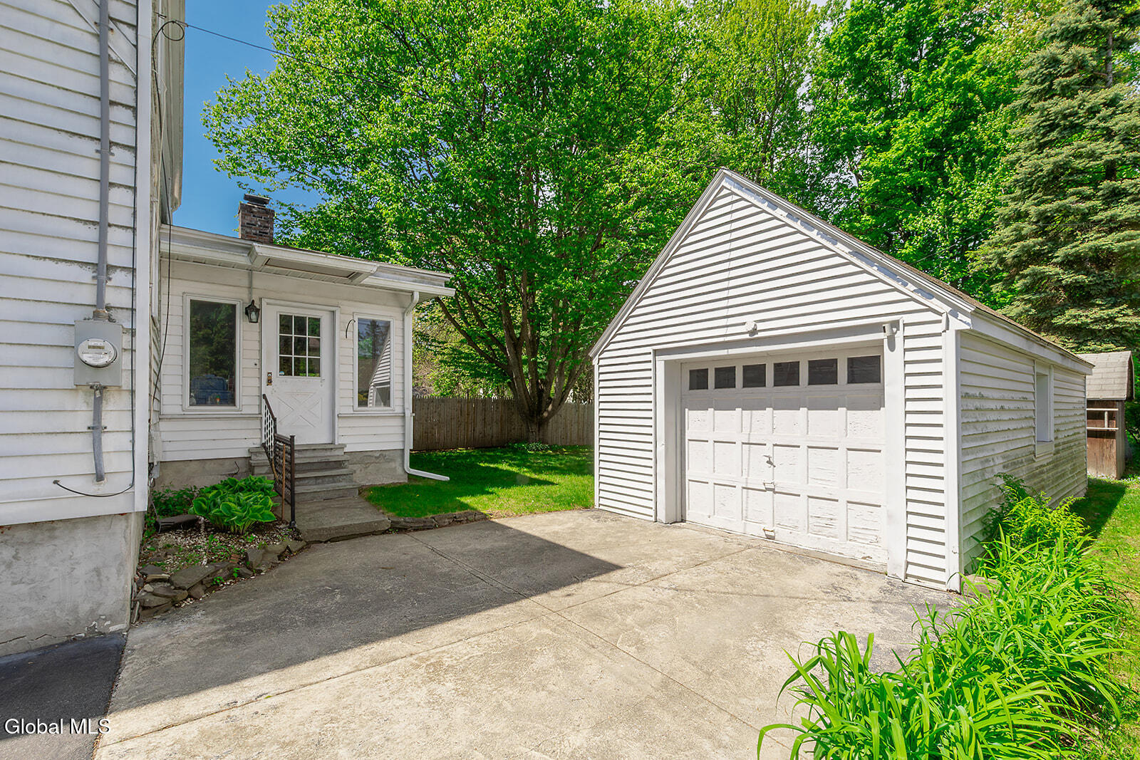 22 Westlyn Court Guilderland NY 12203