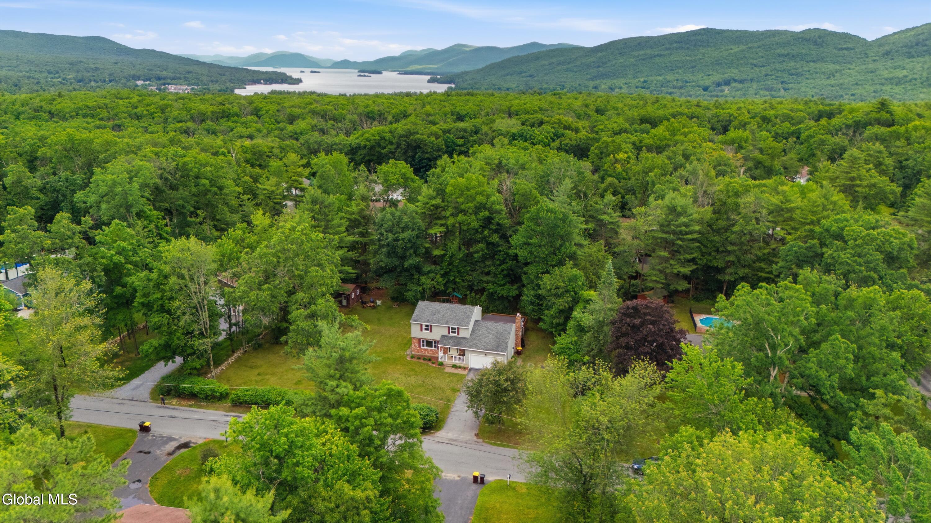 32 Kings Road Lake George NY 12845