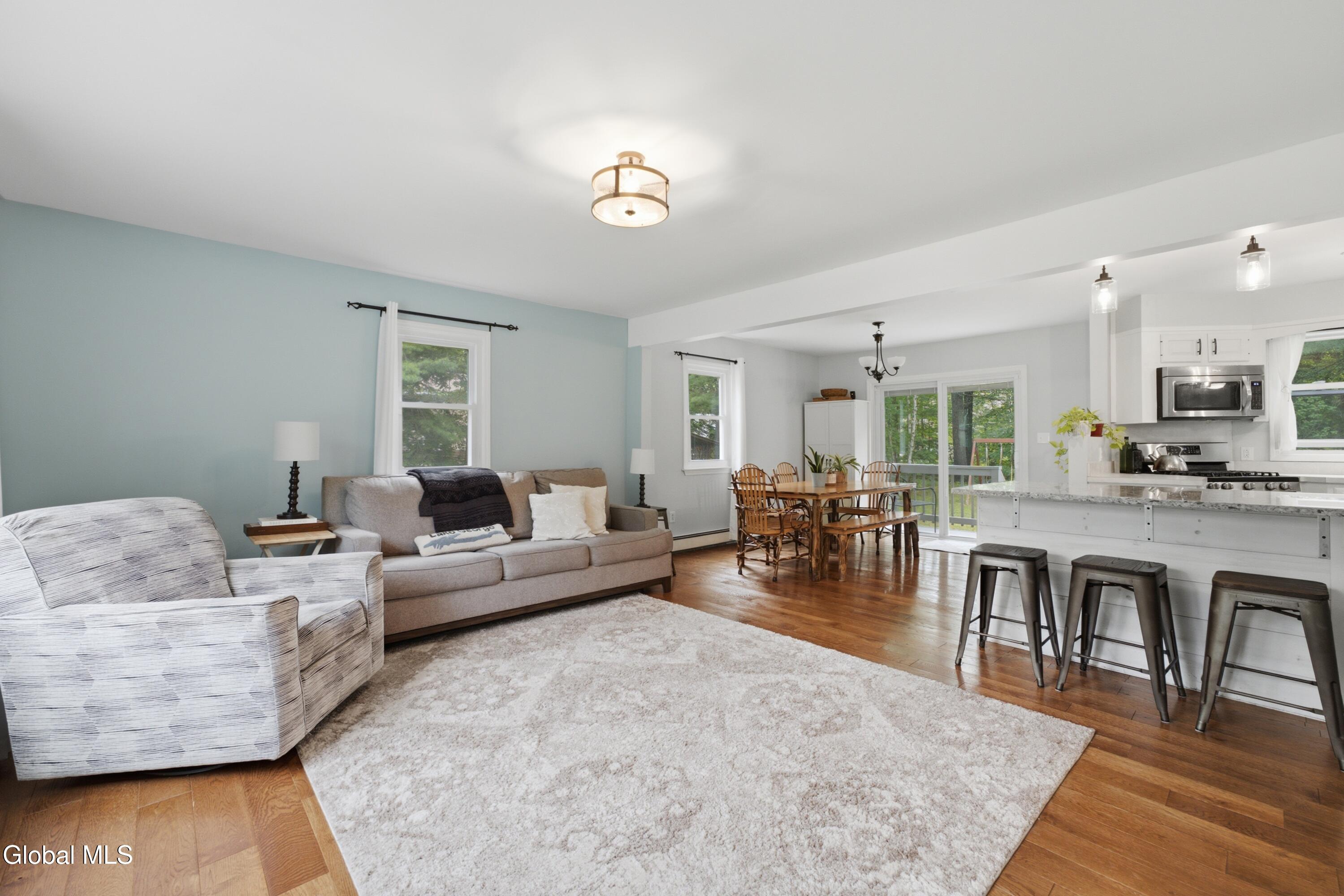 32 Kings Road Lake George NY 12845