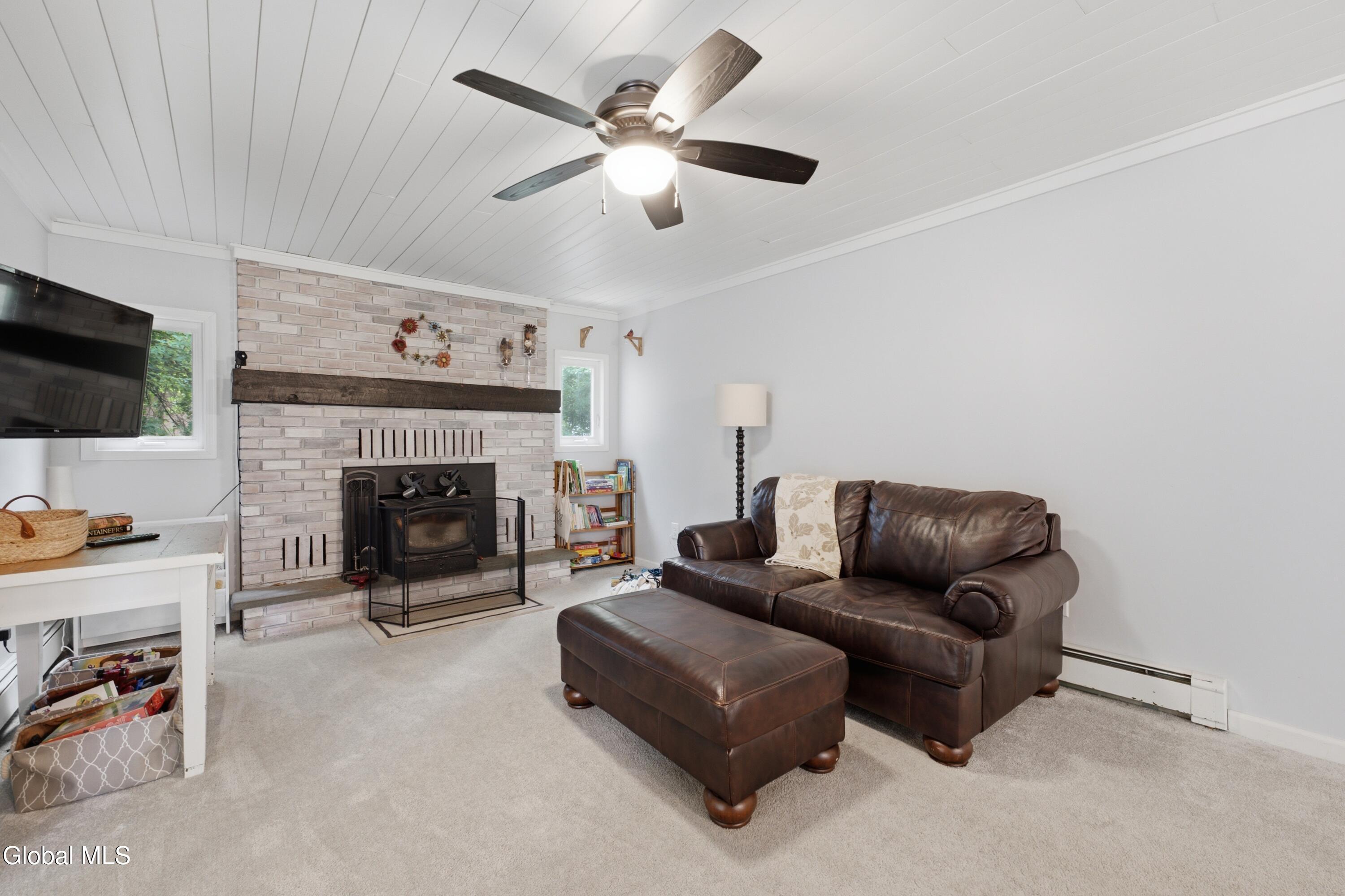 32 Kings Road Lake George NY 12845