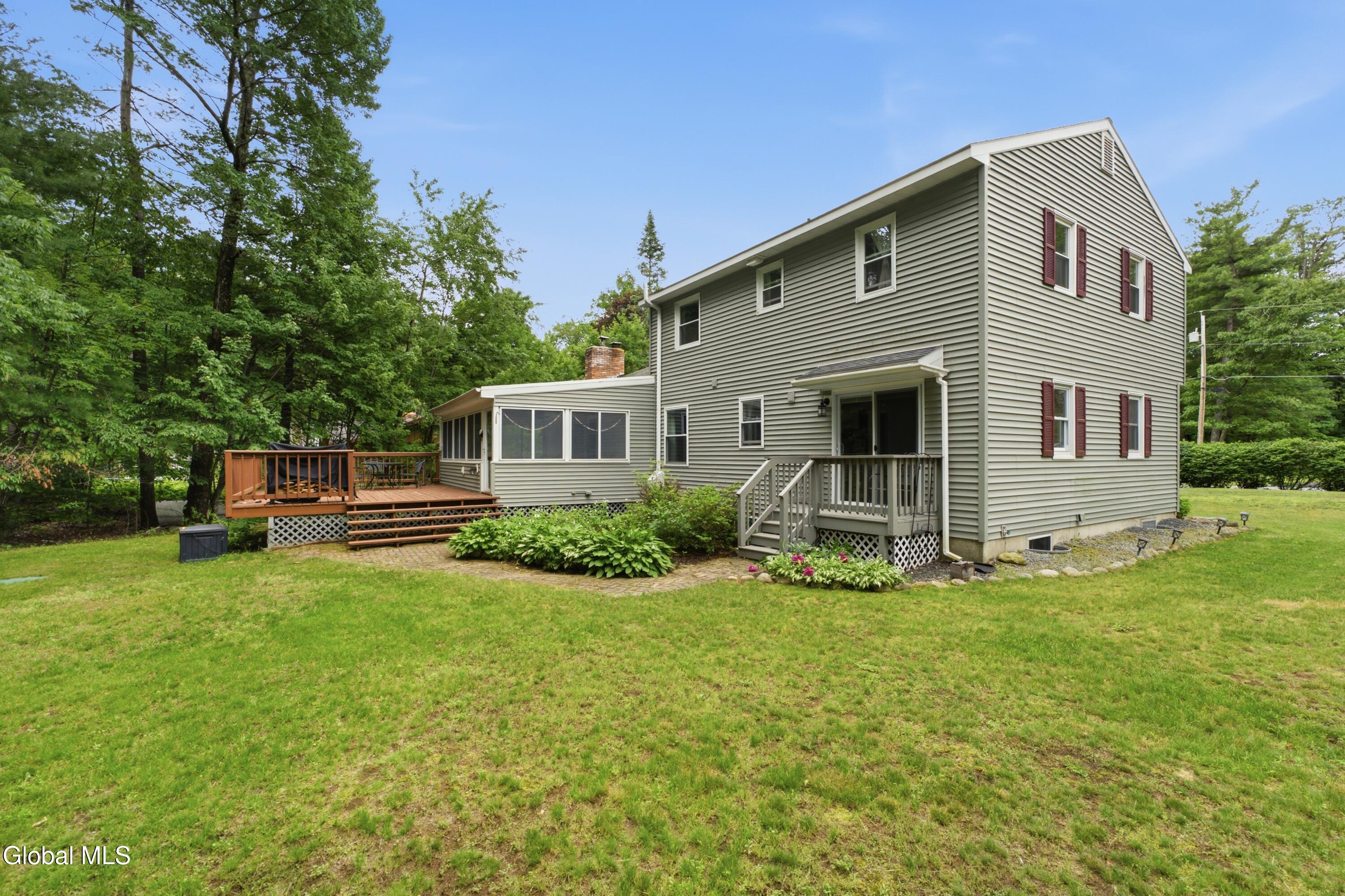 32 Kings Road Lake George NY 12845