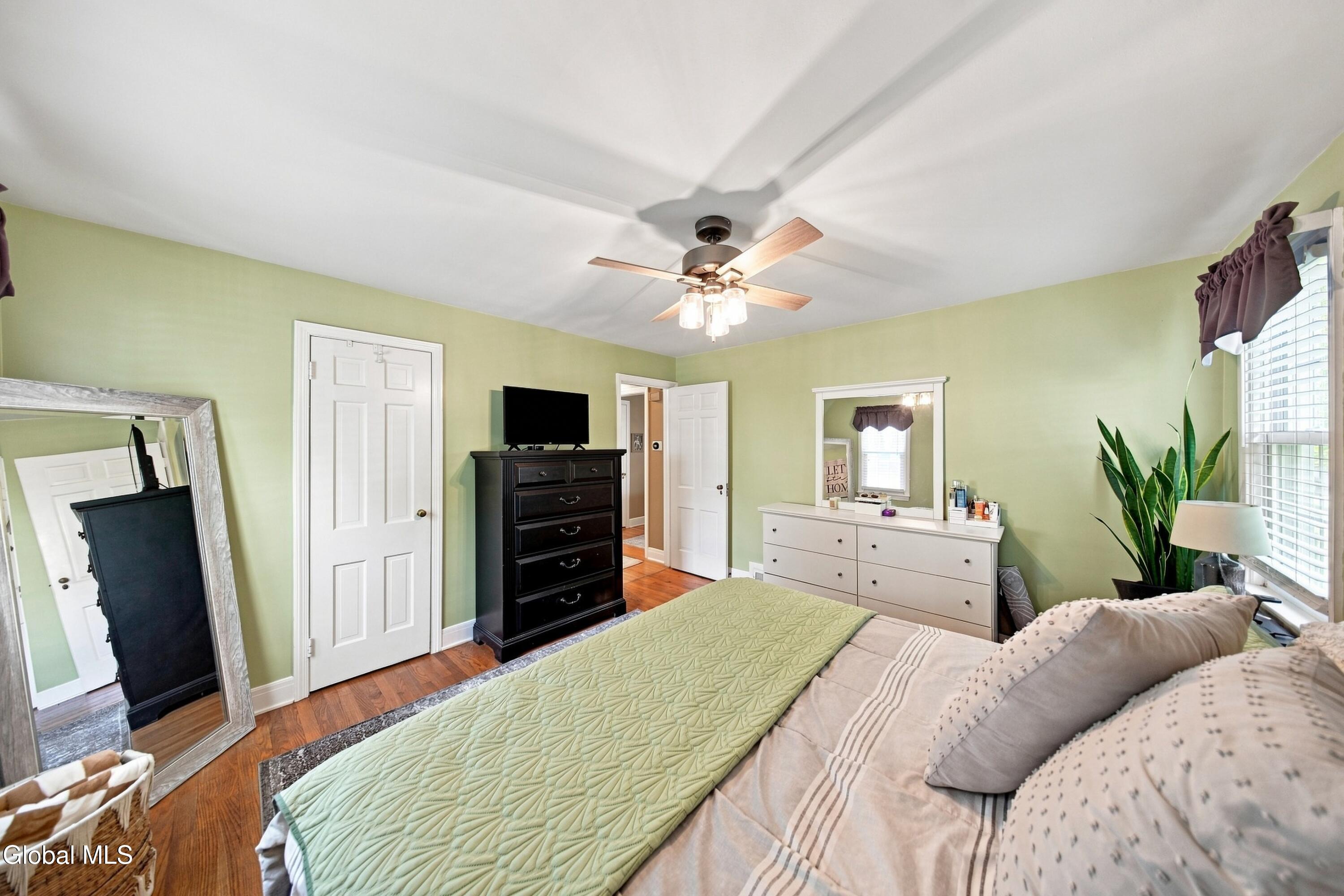2313 Barcelona Road Schenectady NY 12309