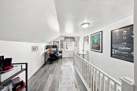 2313 Barcelona Road Schenectady NY 12309