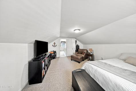 2313 Barcelona Road Schenectady NY 12309