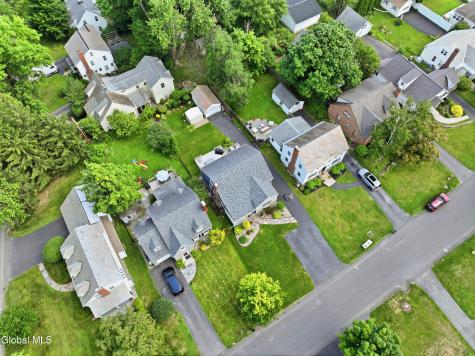 2313 Barcelona Road Schenectady NY 12309