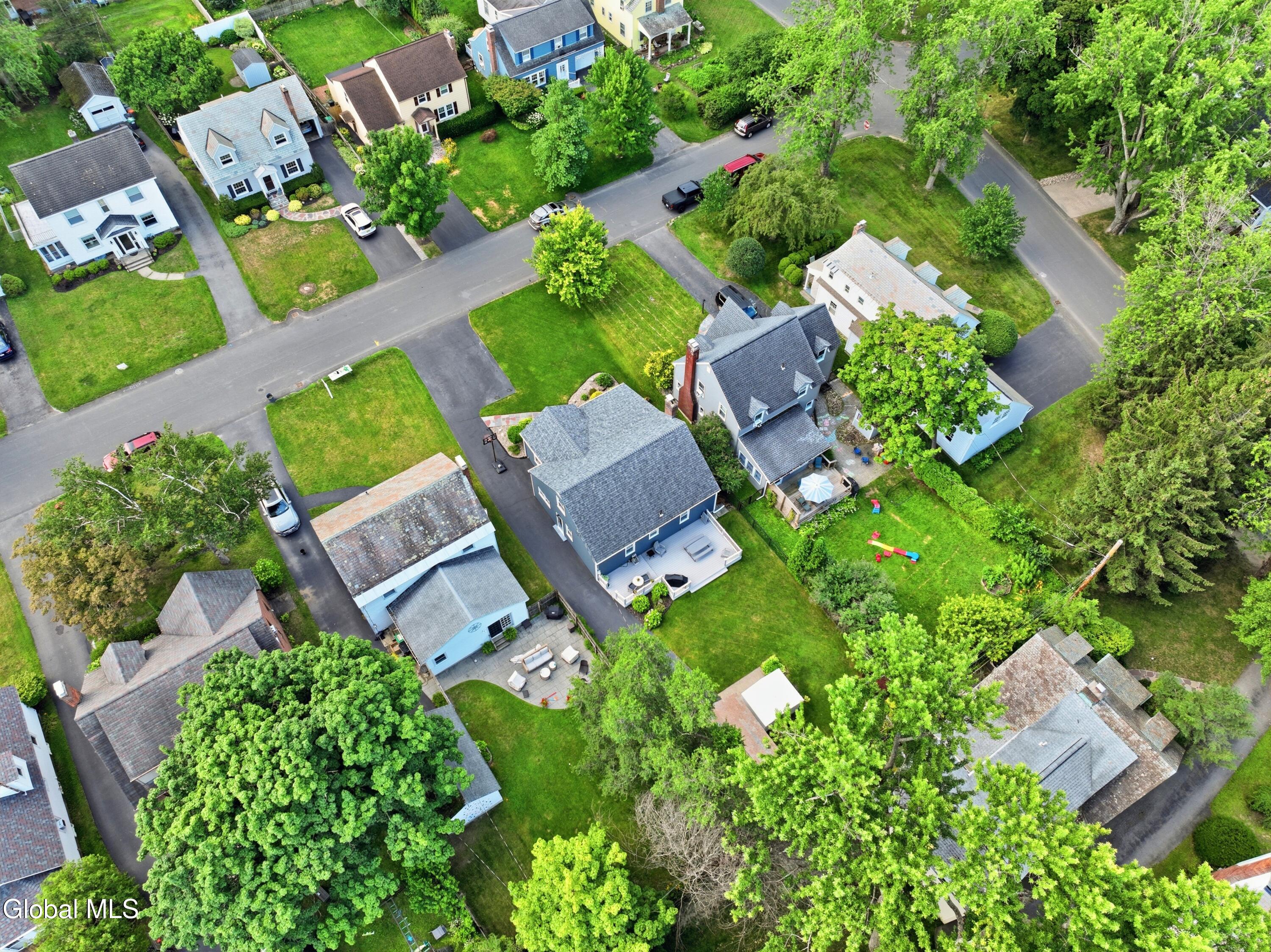 2313 Barcelona Road Schenectady NY 12309