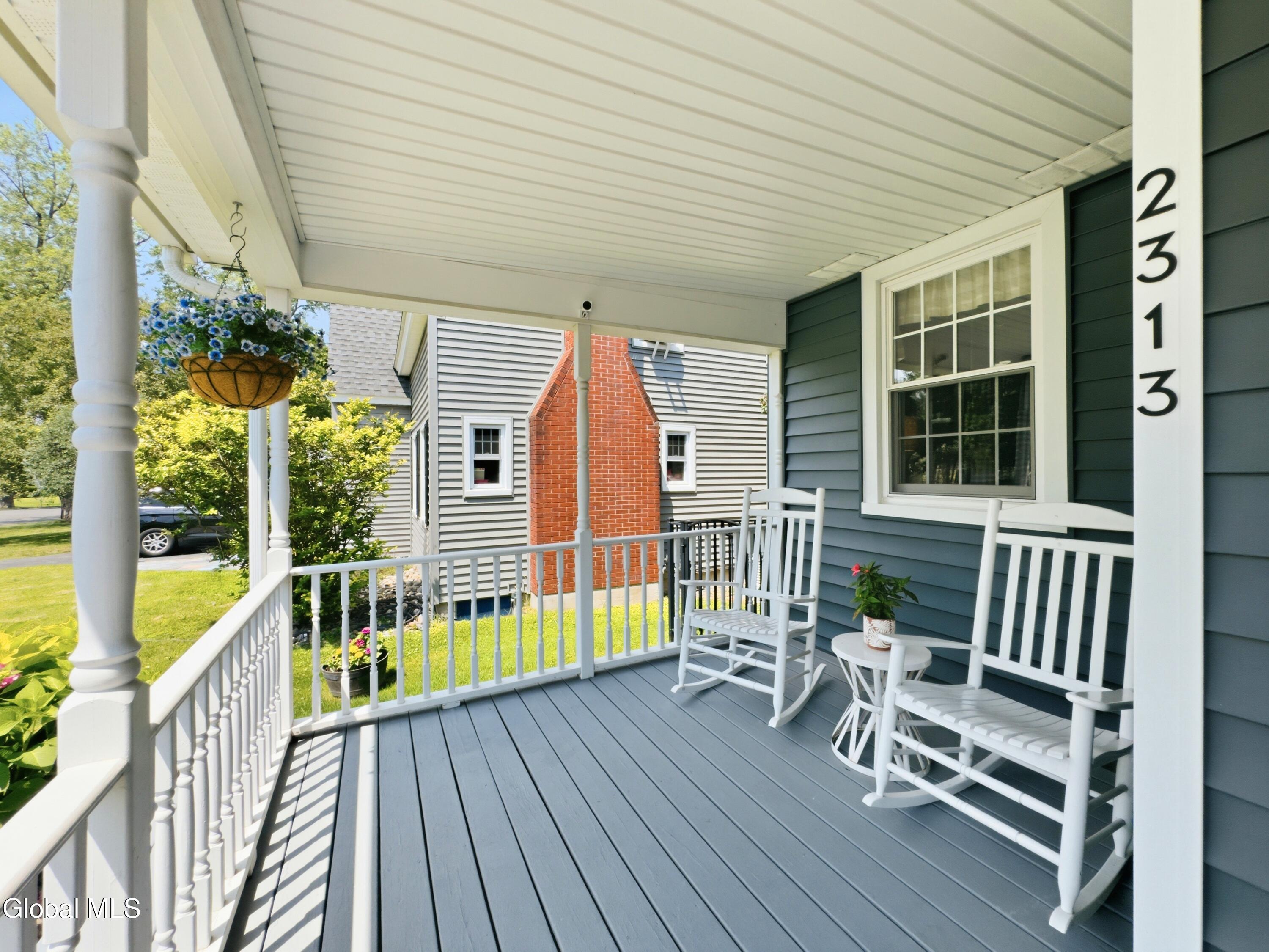 2313 Barcelona Road Schenectady NY 12309