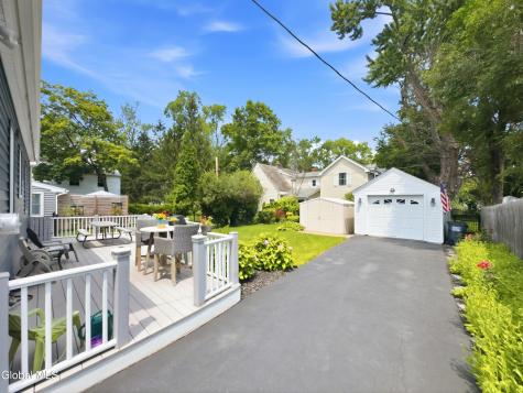 2313 Barcelona Road Schenectady NY 12309