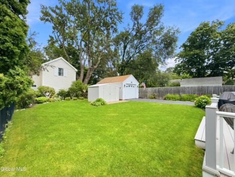 2313 Barcelona Road Schenectady NY 12309