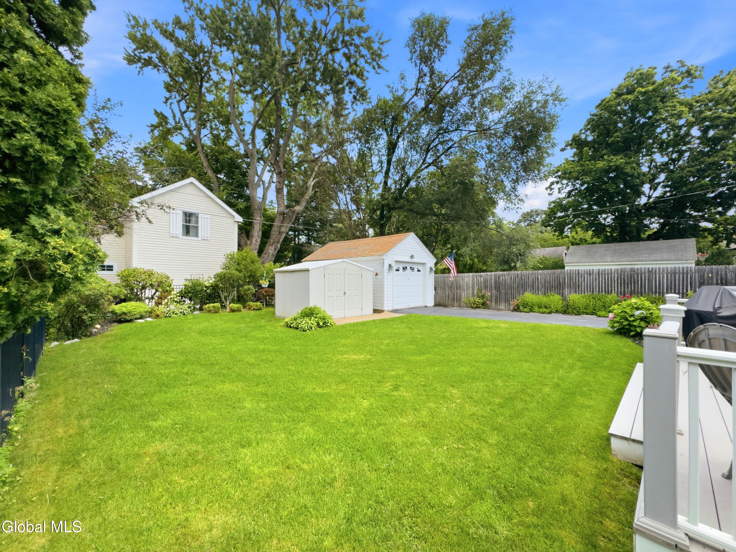 2313 Barcelona Road Schenectady NY 12309