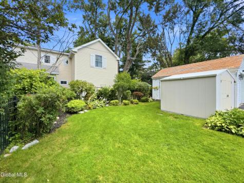 2313 Barcelona Road Schenectady NY 12309